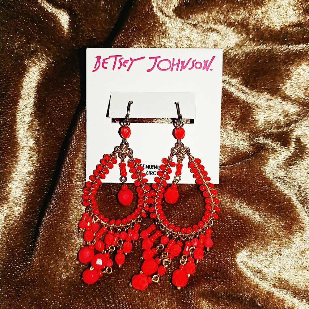❣️Bestey Johnson earrings